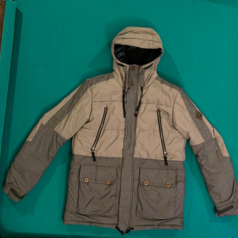 686 Parklan Large down snowboarding jacket